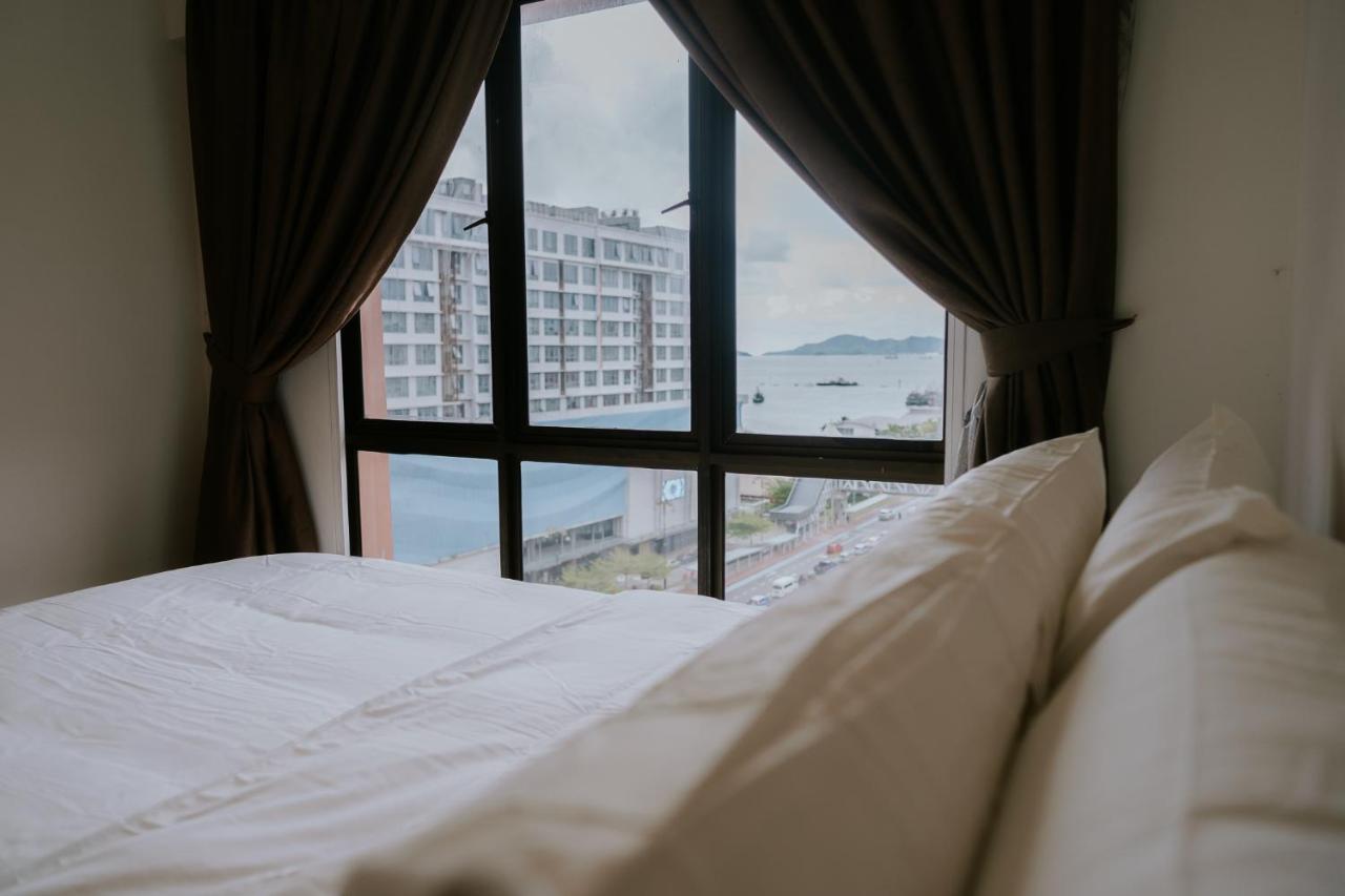 Petronella Apartment C1 Marina Court Kota Kinabalu Bagian luar foto