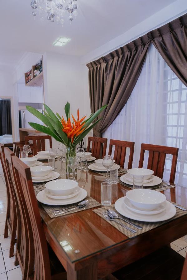 Petronella Apartment C1 Marina Court Kota Kinabalu Bagian luar foto