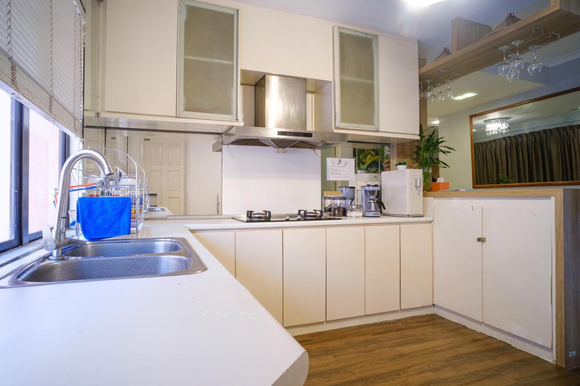 Petronella Apartment C1 Marina Court Kota Kinabalu Bagian luar foto