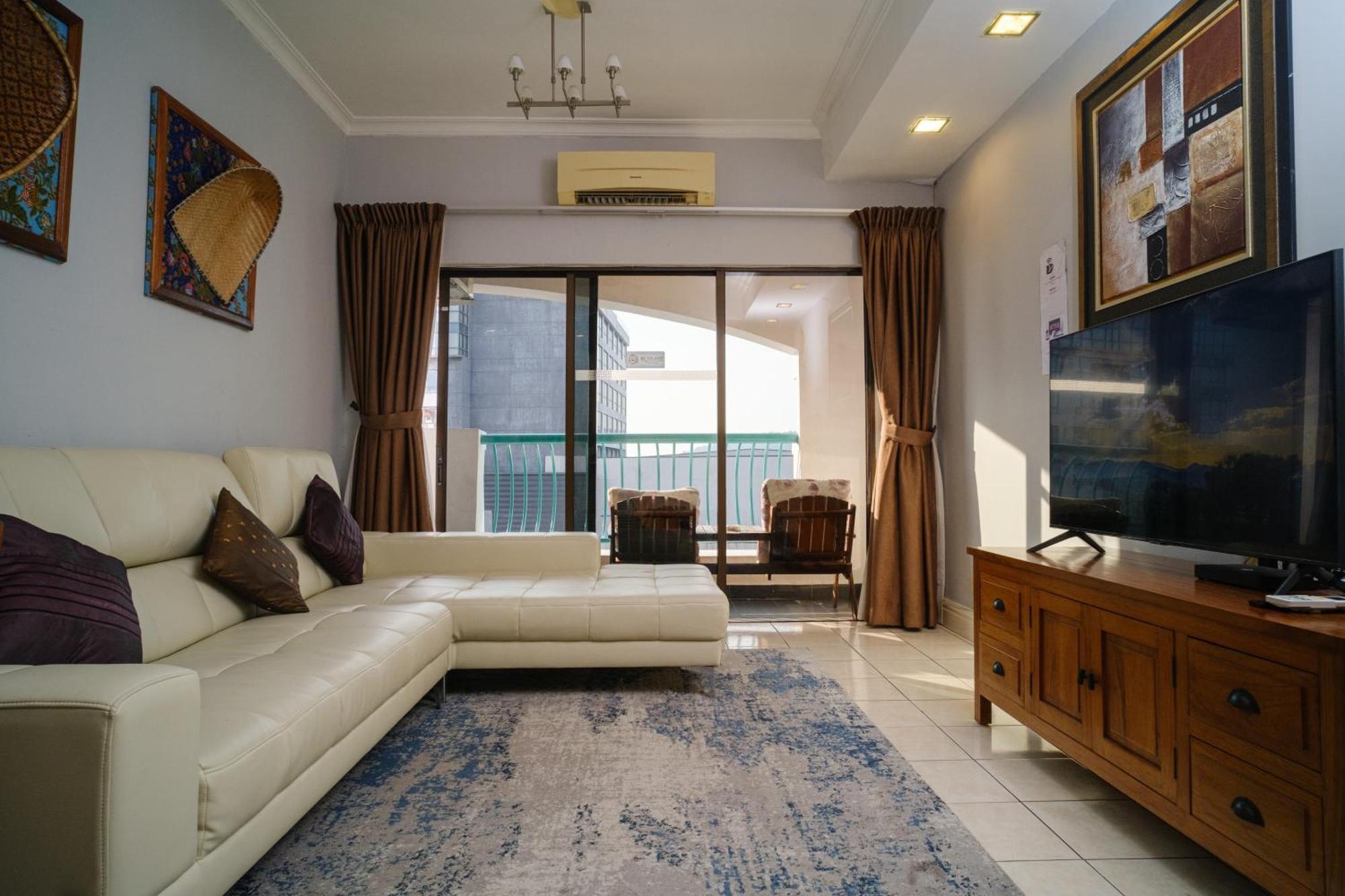Petronella Apartment C1 Marina Court Kota Kinabalu Bagian luar foto